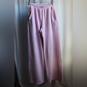 Alo Yoga, Chenille High-Waist Wide Leg Chalet Pant, Sugarplum Pink, Size: XXS.